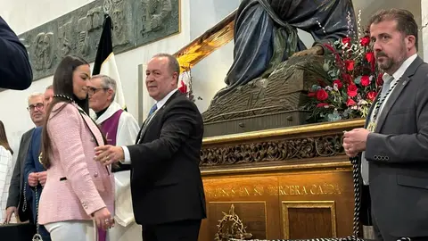 Más de 200 nuevos hermanos se unen a la Hermandad de la Tercera Caída