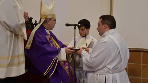 Víctor Jambrina, instituido acólito y lector