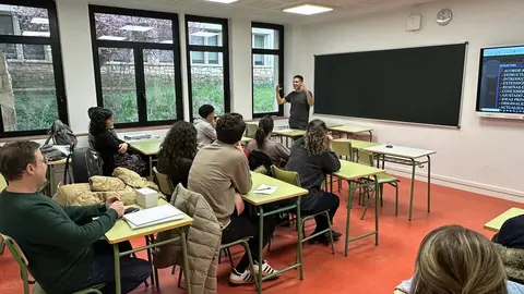 charla informativa sobre el proceso de oposiciones de Secundaria 2024