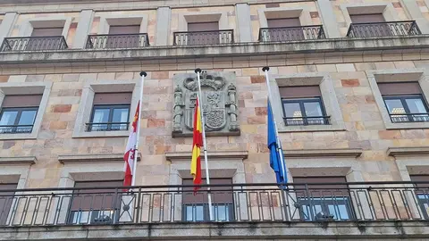 Banderas Zamora Luto