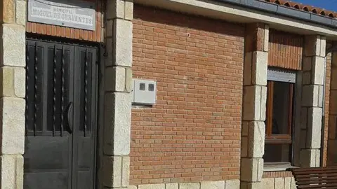 Bibioteca de Villaralbo