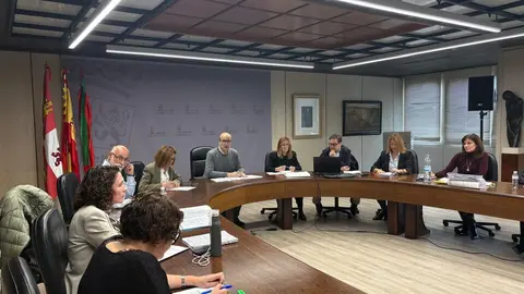 Comisión Urbanismo y M.A abril