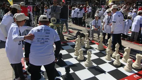 La tercera edición de ‘Pequeños Gigantes’ reúne a 22 colegios de la provincia en un torneo al aire libre