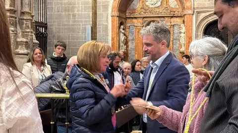 nuevos hermanos Hermandad de Jesús Luz y Vida _5