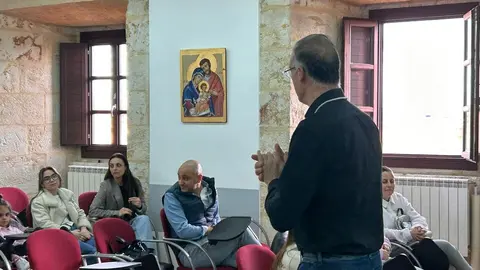 Más de diez nuevos cofrades se suman a la Real Cofradía de Jesús en su Entrada Triunfal en Jerusalén