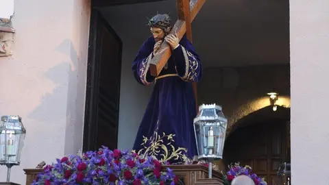 nazareno san frontis jueves traslado_6