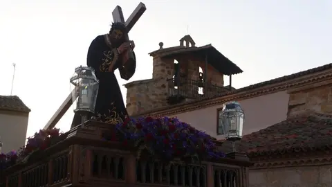 nazareno san frontis jueves traslado_16