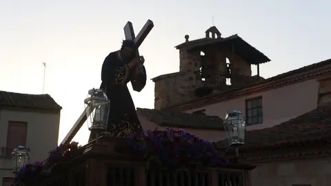 nazareno san frontis jueves traslado_17