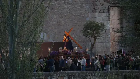 nazareno san frontis jueves traslado_19