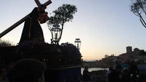 nazareno san frontis jueves traslado_29