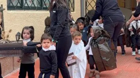 procesión de Semana Santa escuela infantil Virgen de la Concha _11