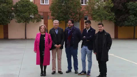 Colegio Nuestra Señora del Rocío - Fundación Amor de Dios, procesión de Nuestra Madre de las Angustias