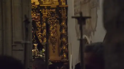 viernes dolores toro _11