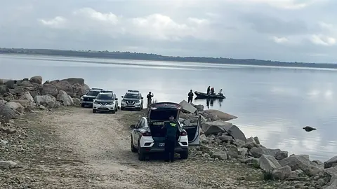 opertativo de búsqueda en la Almendra