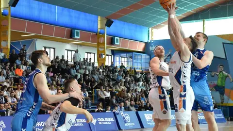 CB Zamora vs Fuenlabrada