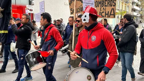 Protesta de los bomberos y policías municipales de Zamora