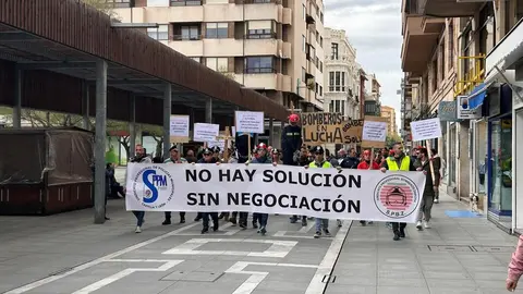 Protesta de los bomberos y policías municipales de Zamora