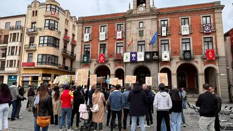 Protesta de los bomberos y policías municipales de Zamora