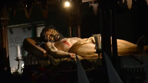 procesión cristo muerto _396