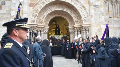 La Soledad no sale en procesión por la lluvia _18