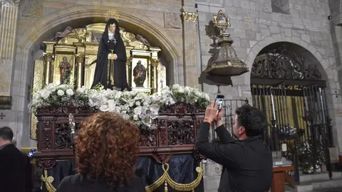 La Soledad no sale en procesión por la lluvia _30