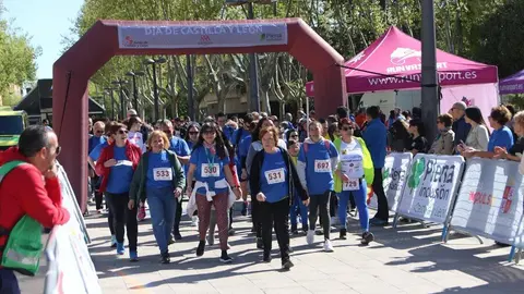 Carrera y Marcha del Día de la Comunidad en Zamora_17