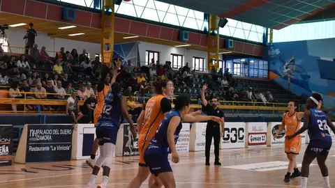 Zamarat vs Azul Marino