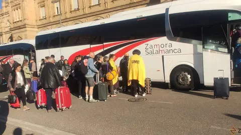 viajeros atrapados por el apagón