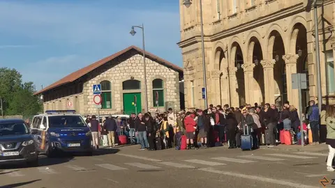 viajeros atrapados por el apagón