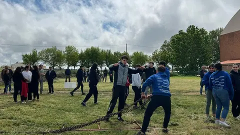 1 Mayo, Quintos Coreses