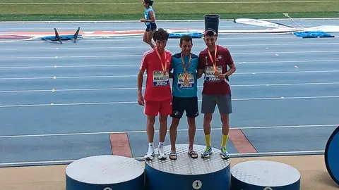 Podium 100 km absoluto