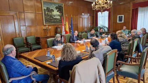 Reunión de la Subdelegación del Gobierno de Zamora con alcaldes de la comarca de La Guareña
