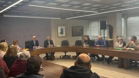 Fernando Prada, Javier Faúndez, junto con nueve alcaldes de La Guareña