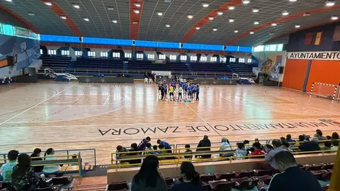Entrenamiento a puerta abierta. BM Zamora