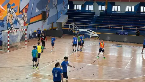 Entrenamiento a puerta abierta. BM Zamora