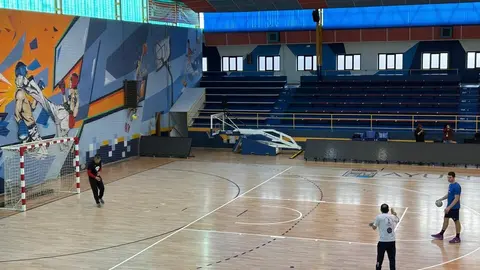 Entrenamiento a puerta abierta. BM Zamora