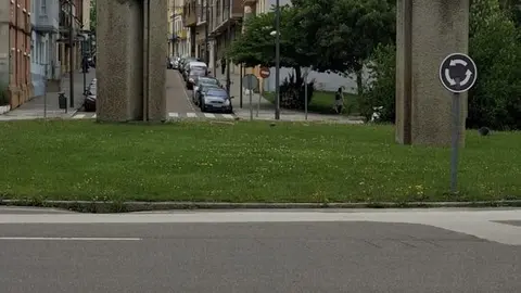 mural en la bajada de Leopoldo Alas Clarín