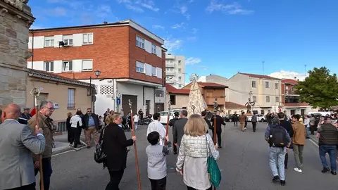 Procesión y bendición de campos en el barrio de San Isidro en Zamora