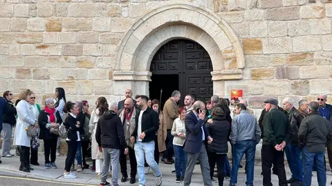 Procesión y bendición de campos en el barrio de San Isidro en Zamora