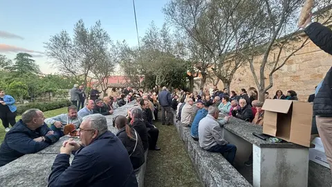 Procesión y bendición de campos en el barrio de San Isidro en Zamora