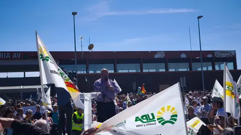 Miles de voces se alzan en Otero contra el recorte ferroviario