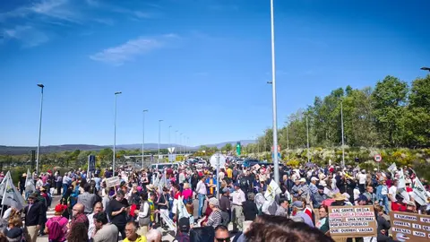 Miles de voces se alzan en Otero contra el recorte ferroviario