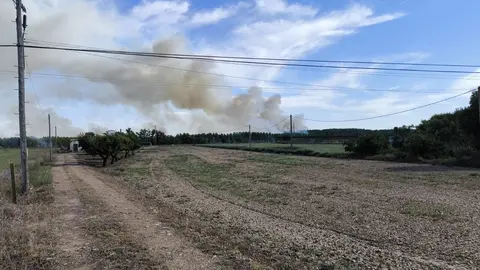 Incendio junto al Hostal 59 en la N-122