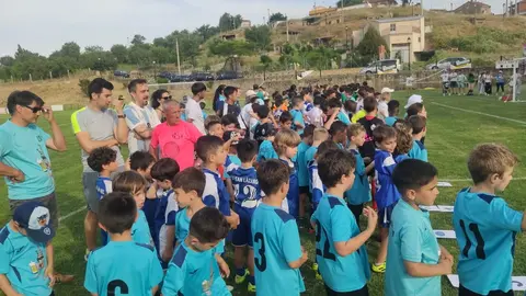 25 a&ntilde;os del CD Amistad 2000