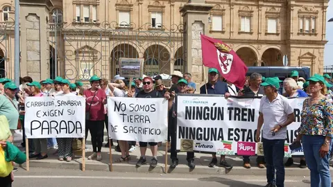 Manifestación contra supresión tren Zamora_26