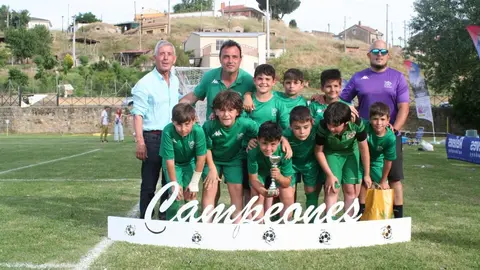 502477530_9750365911751003_2796089021373586310_n