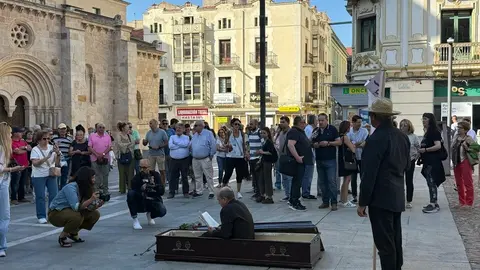 Zamora exige el regreso del AVE_3