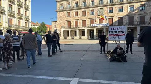 Zamora exige el regreso del AVE_22