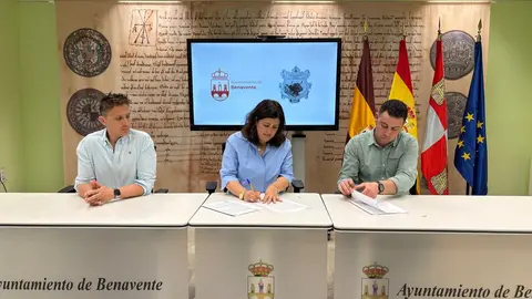 Convenio colaboración con las peñas Ayuntamiento de Benavente