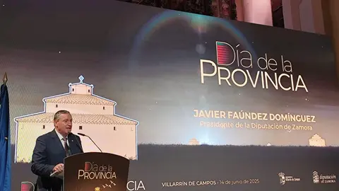 Javier Faúndez en su discurso en el día de la Provincia